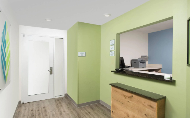 photo 3 of WoodSpring Suites Orlando International Drive