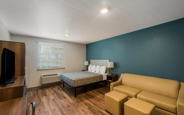photo 4 of Woodspring Suites West Palm Beach
