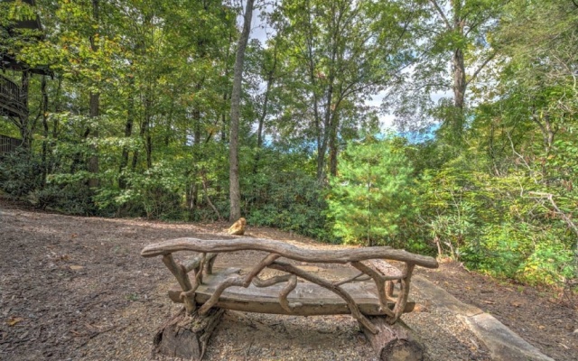 photo 3 of Wren's Den - 1 Br Cabin