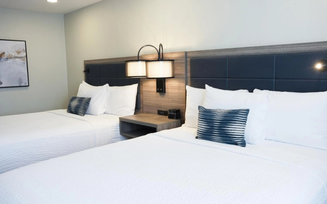 photo 3 of Wyndham DFW Airport