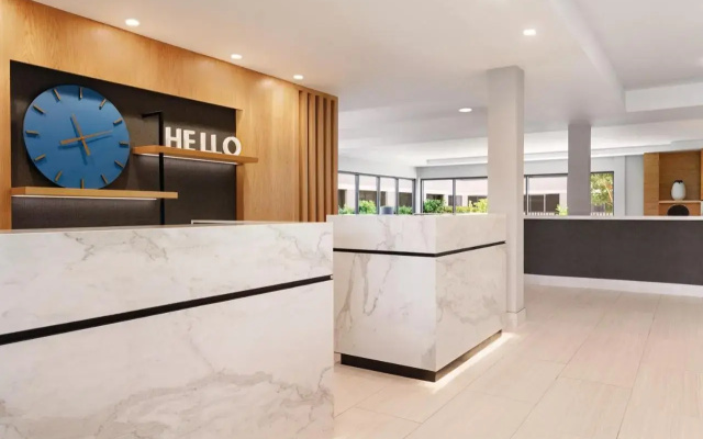 photo 2 of Radisson Hotel Sunnyvale – Silicon Valley