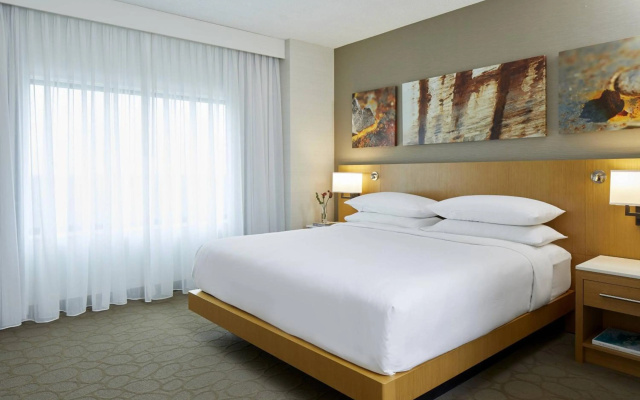photo 4 of Renaissance Chicago Glenview Suites Hotel