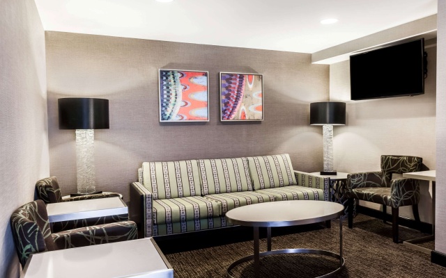 photo 3 of Courtyard by Marriott Pittsburgh University Center