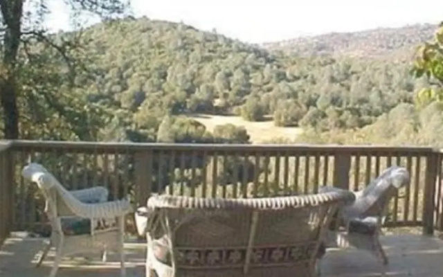 photo 3 of Yosemite Bed and Breakfast