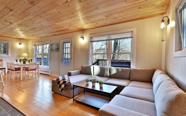 photo 4 of Your Ski Home: Powder Park Place - Upper Level. Close To Killington. Hot Tub. 4 Bedroom Home