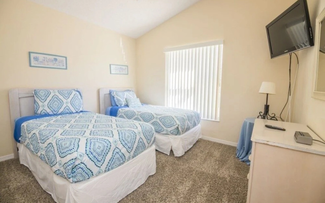 photo 5 of Yvonne's Indian Point Vacation Home 4 Bedroom Condo by Redawning