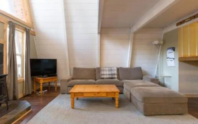 photo 4 of Zephyr by Avantstay Stylish Modified A Frame w/ Access To Tahoe Donner